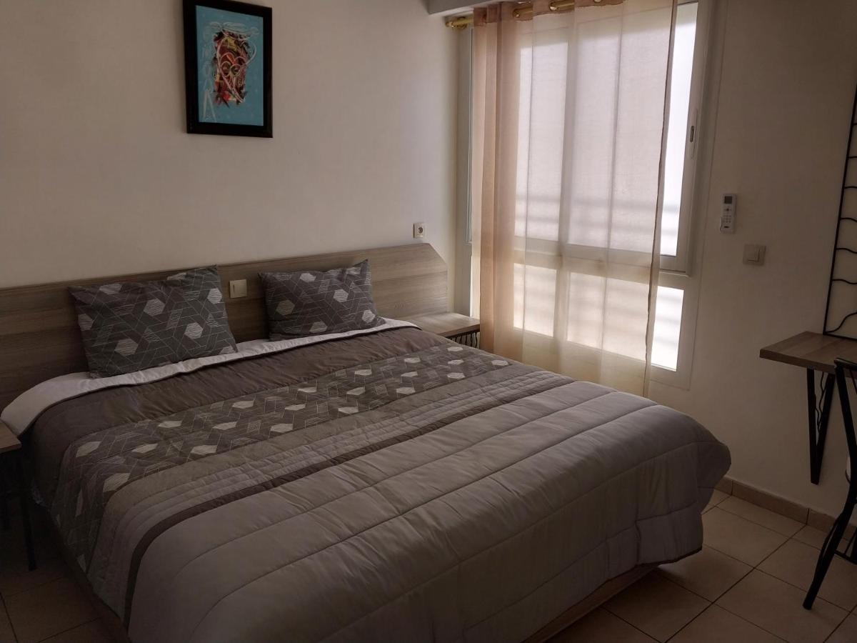 Appartement Hay Riad Rabat Exteriör bild